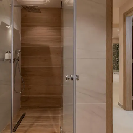 Ionian Plaza & Hotel Argostoli (Kefalonia)