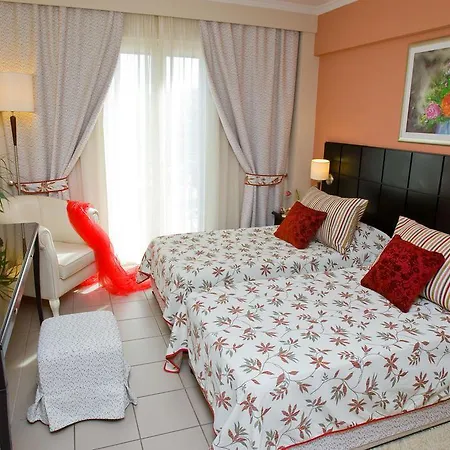 Ionian Plaza & Hotel Argostoli (Kefalonia)