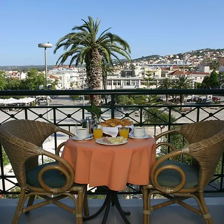 Hotel Ionian Plaza & 4*