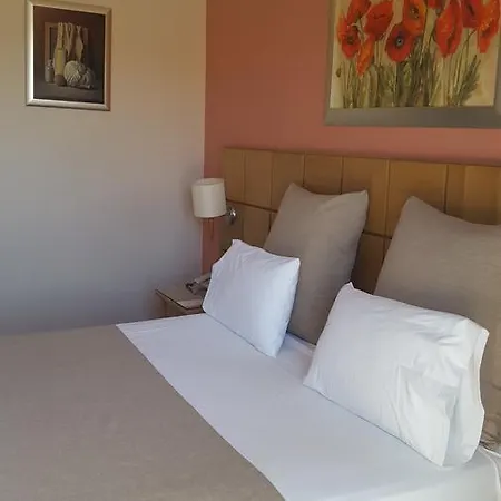 Ionian Plaza & 4*