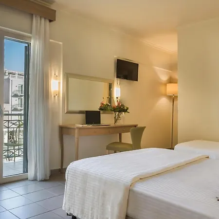 Ionian Plaza & 4* Argosztóli