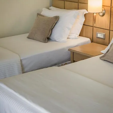 Ionian Plaza & Hotel