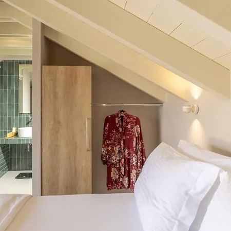 Ionian Plaza & Argostoli (Kefalonia)