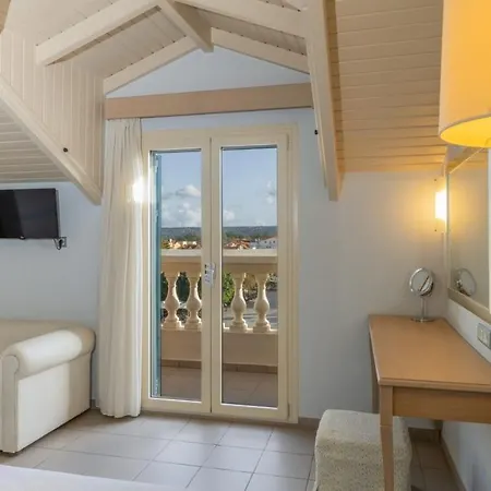 Ionian Plaza & Hotel Argostoli (Kefalonia)