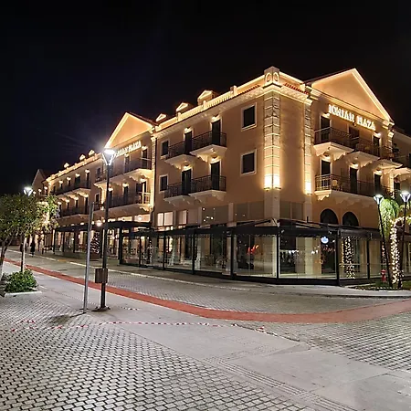 Ionian Plaza & 阿尔戈斯托利翁