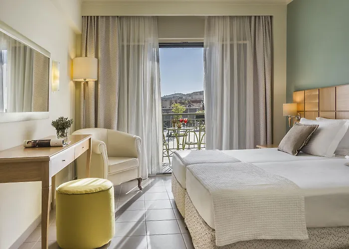 Ionian Plaza & Αργοστόλι