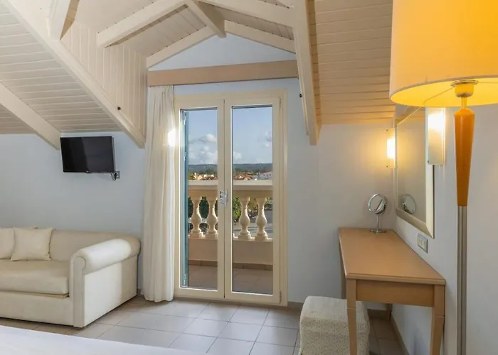 Ionian Plaza & Hotel Argostoli (Kefalonia)