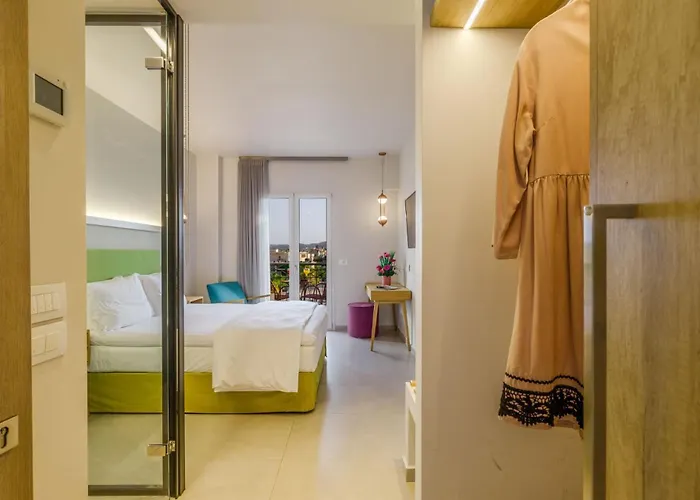 Ionian Plaza & Argostoli (Kefalonia)