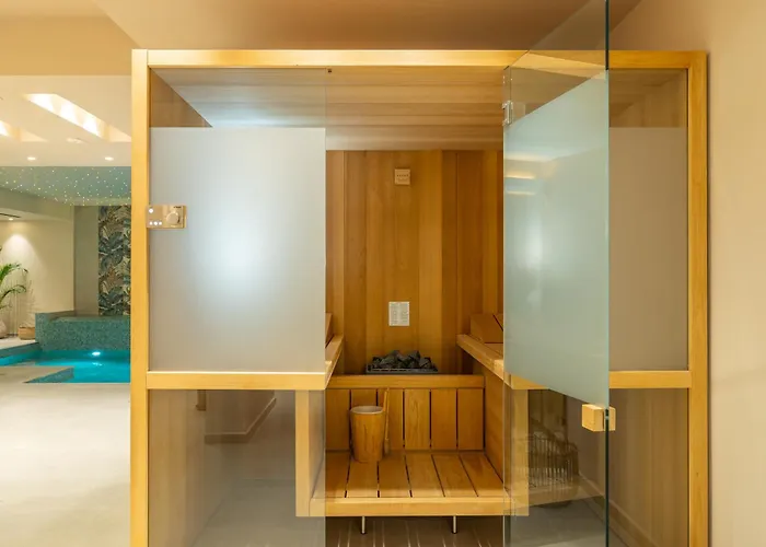 Ionian Plaza & Argostoli (Kefalonia)