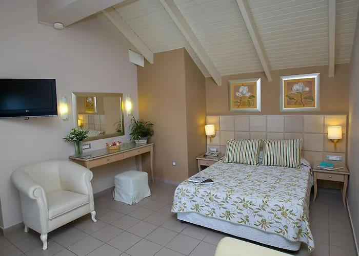 Ionian Plaza & Argostoli (Kefalonia)