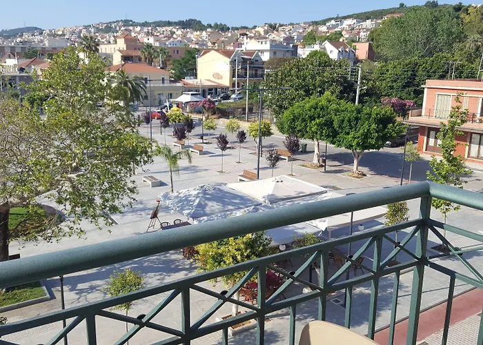 Hotel Ionian Plaza & 4*