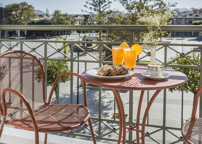 Ionian Plaza & Hotel